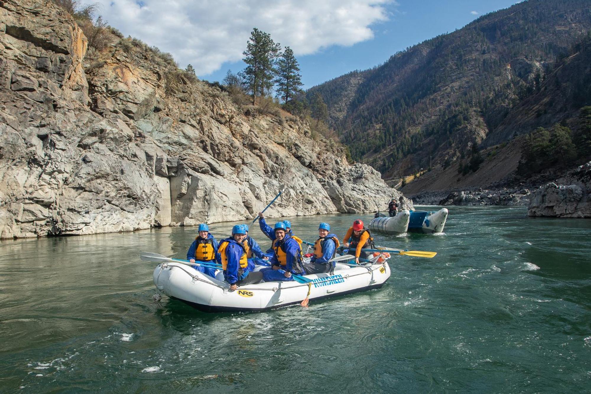 Kumsheen Rafting Resort Lytton Bagian luar foto
