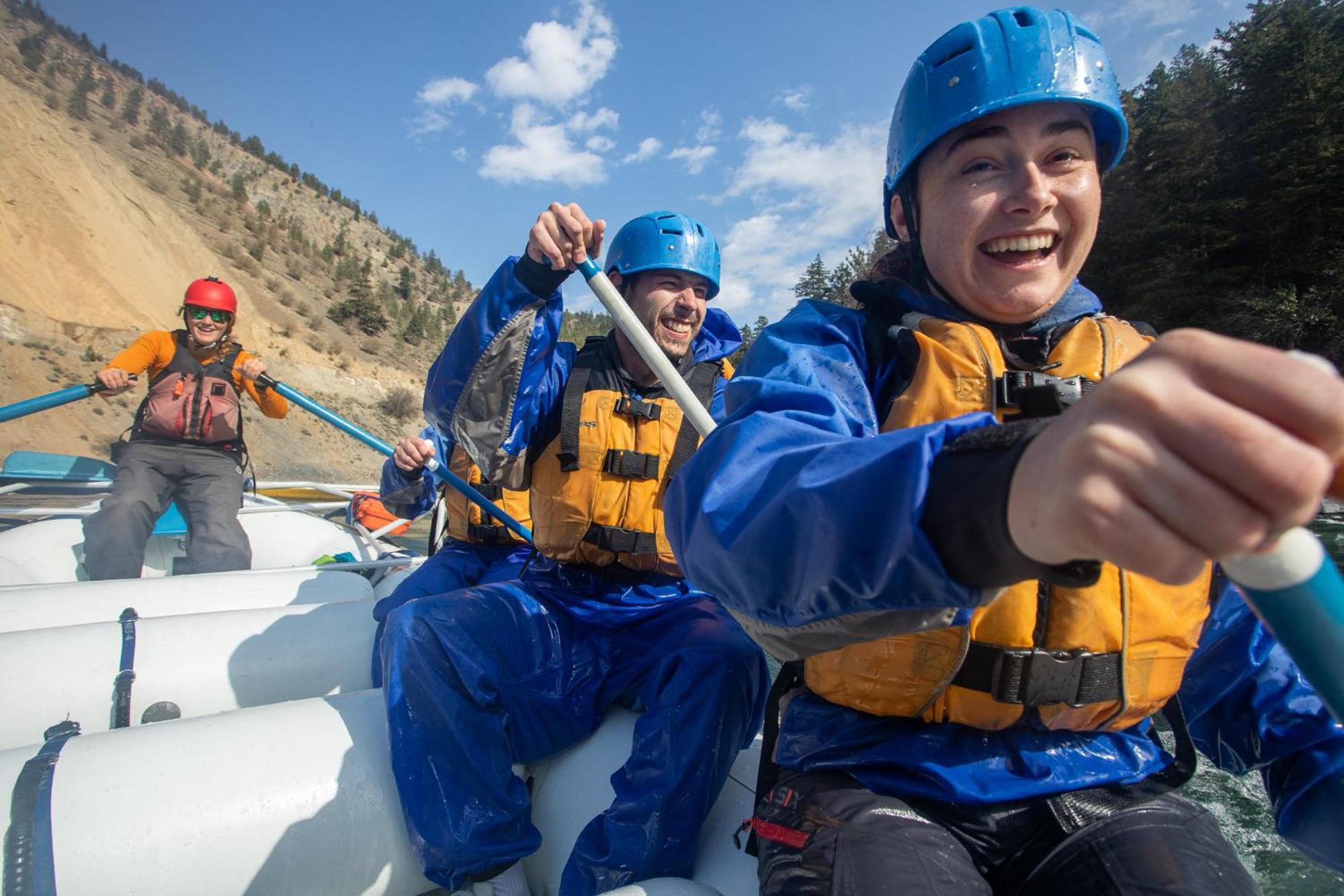 Kumsheen Rafting Resort Lytton Bagian luar foto