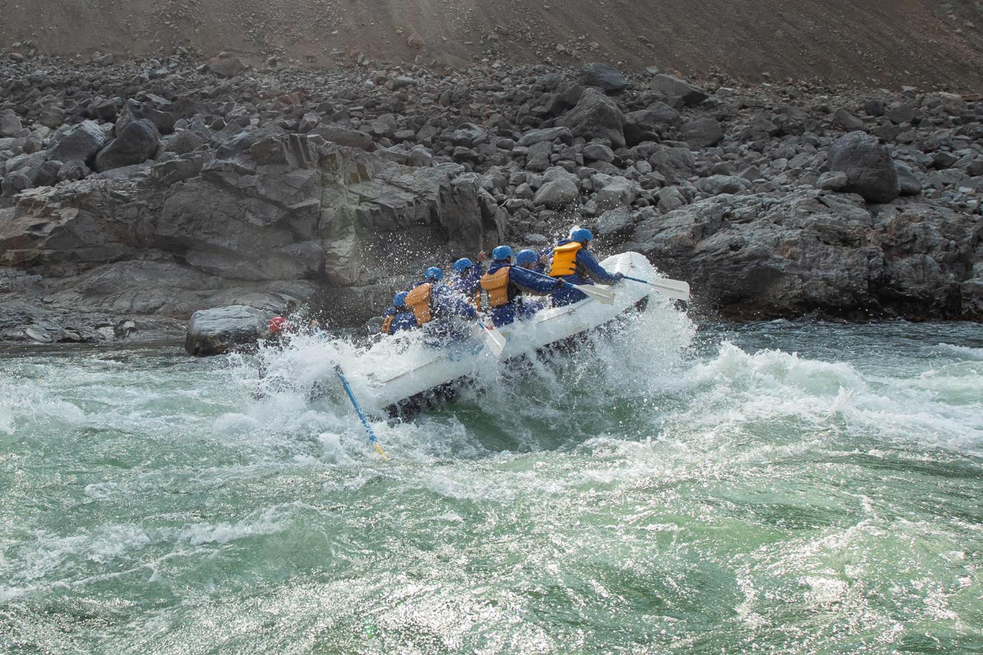 Kumsheen Rafting Resort Lytton Bagian luar foto